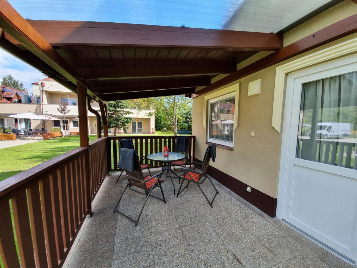 Harmonia Fahazak Apartment Bogacs Luaran gambar