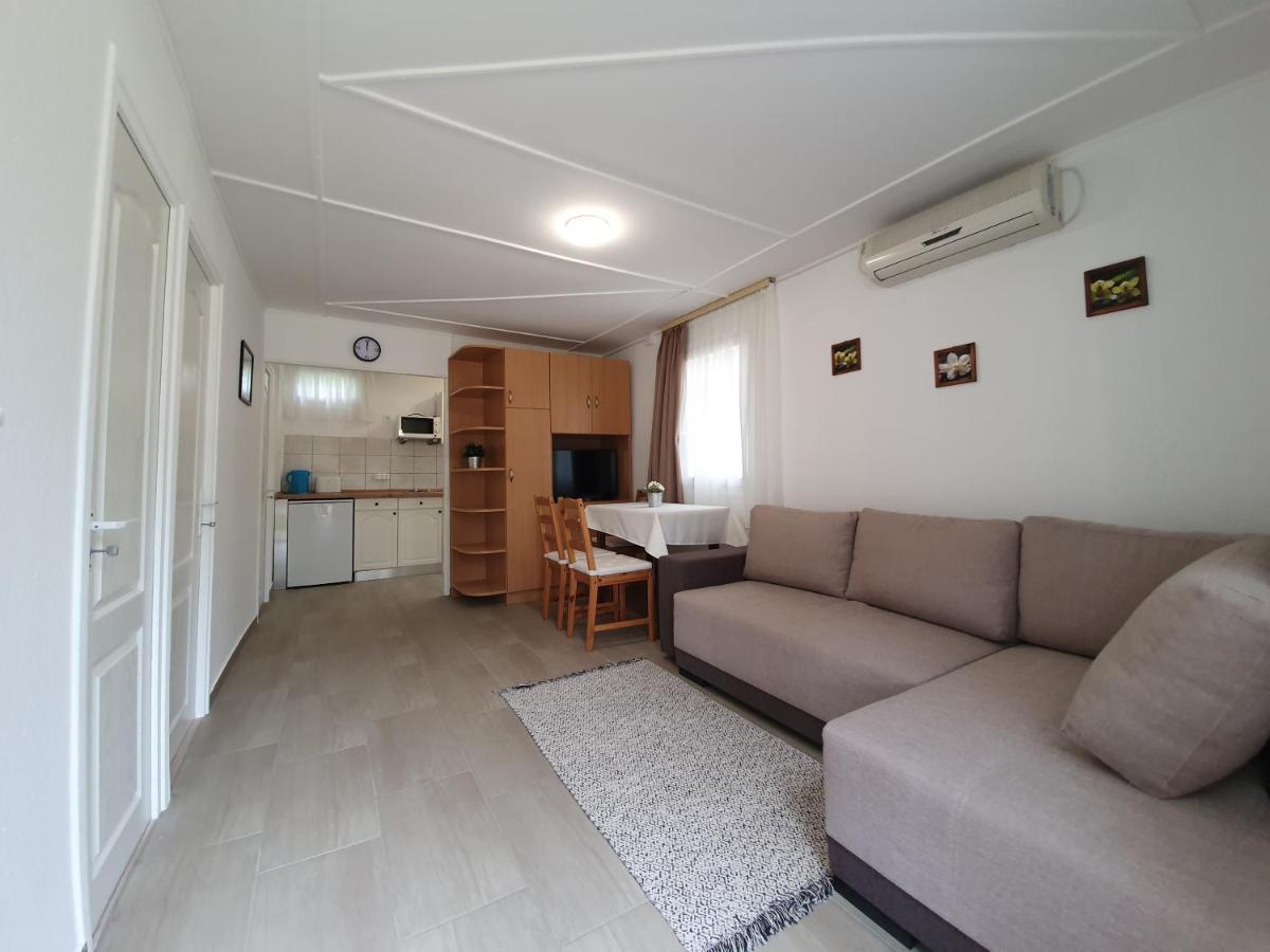Harmonia Fahazak Apartment Bogacs Luaran gambar